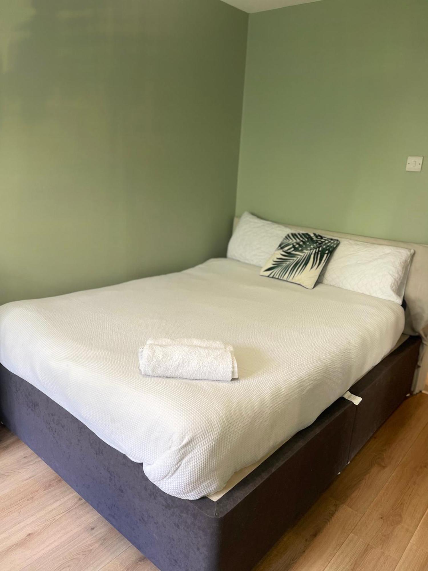 Apartment In Dublin's Tourist Spot Temple Bar Fully Renovated *