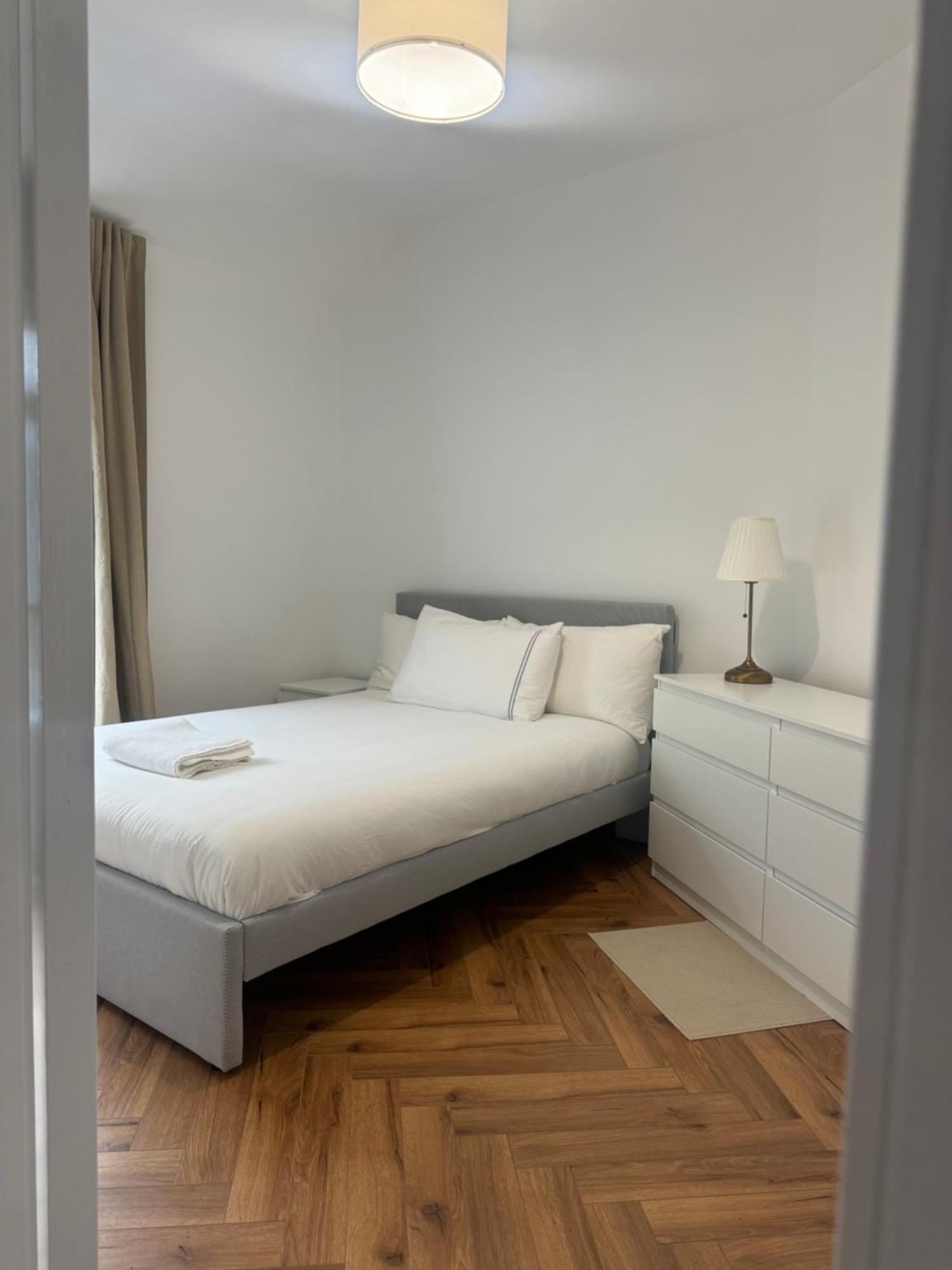 Original 1920s Center House Fully Renovated Holiday home