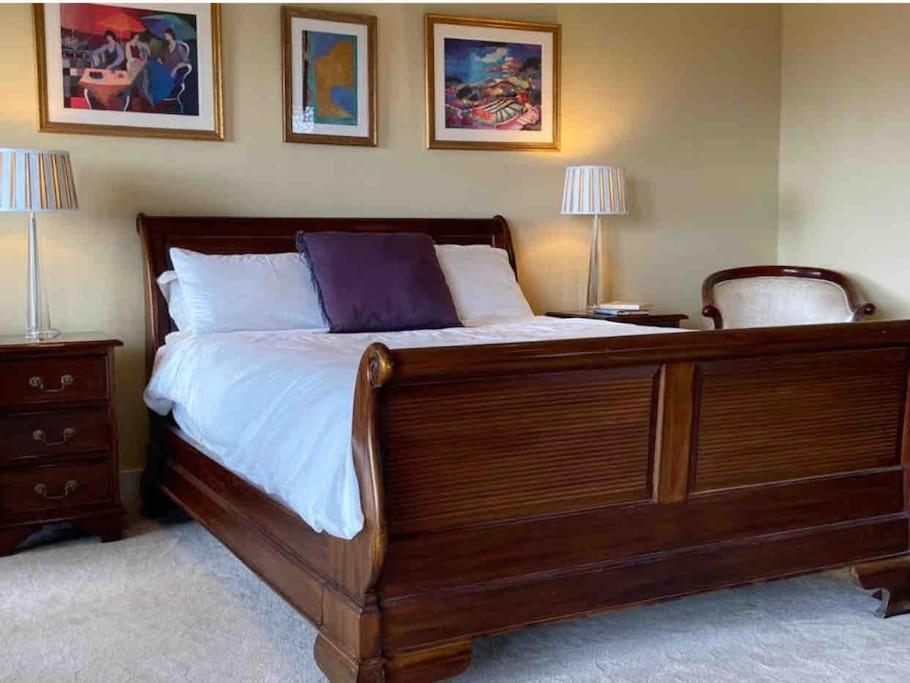 Seaview Luxury Penthouse Sleeps 6 Apartment Dublin