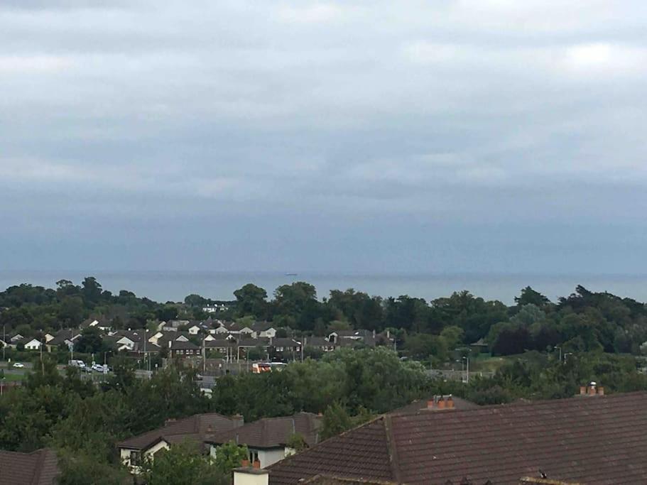 Seaview Luxury Penthouse Sleeps 6 * Dublin