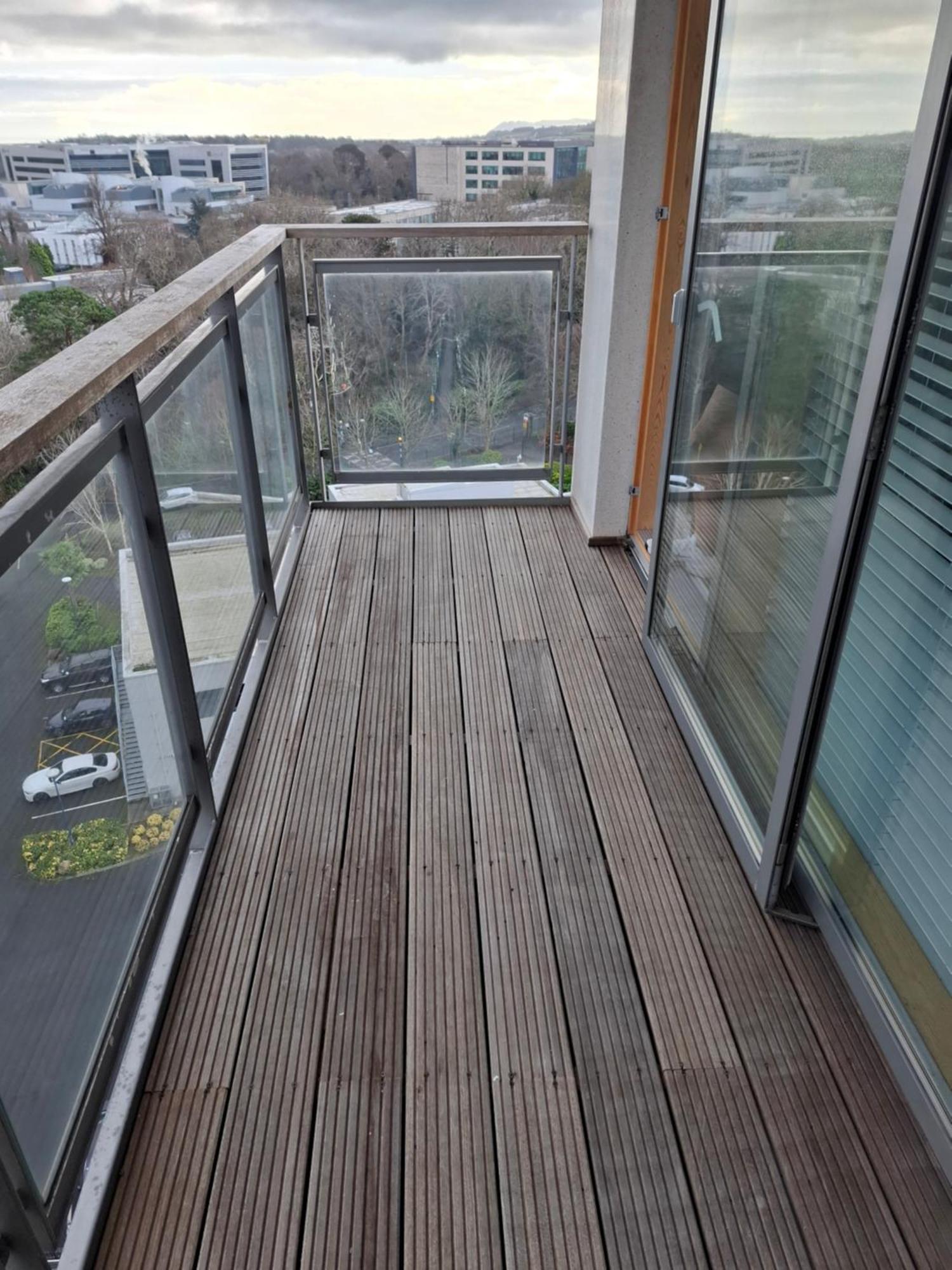 Modern Leopardstown's Living Homestay Dublin
