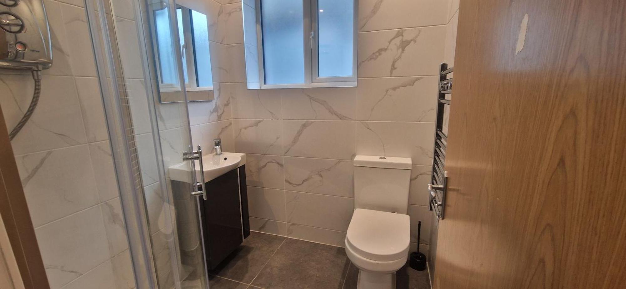 Apartment Upgraded Loft Style Duplex At Rathmines Village *
