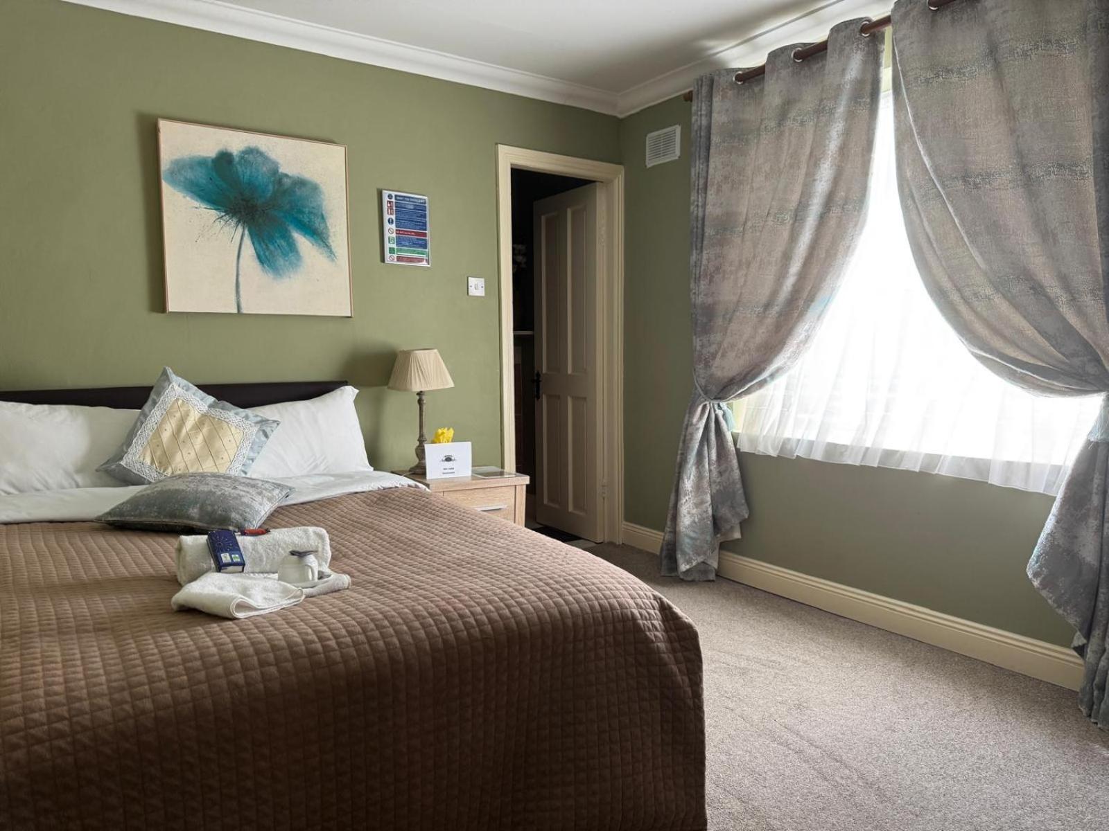 Donnybrook Hall 3* Dublin