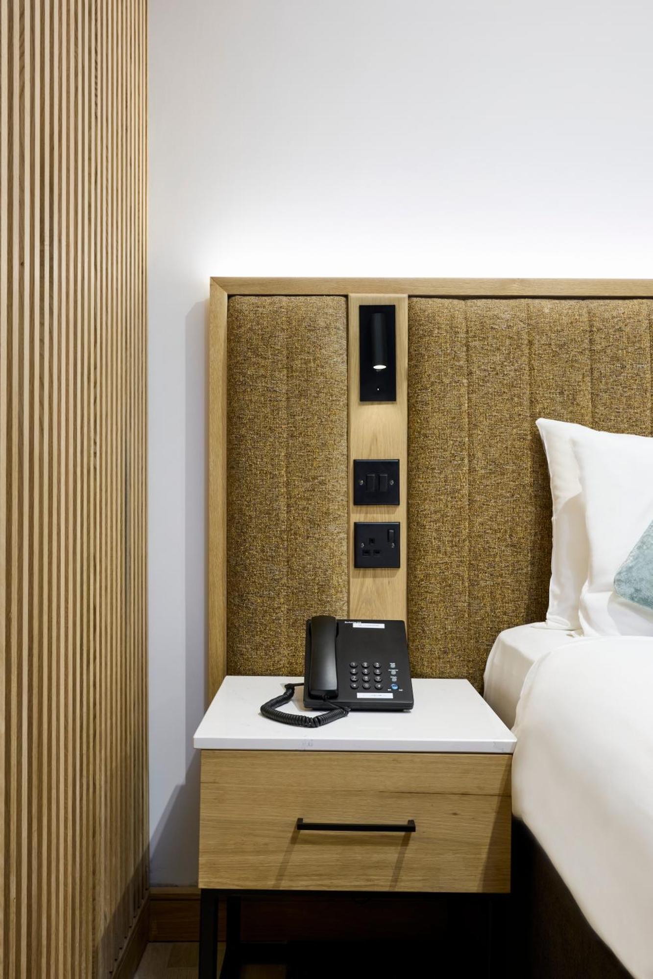 Handel's Hotel 3*