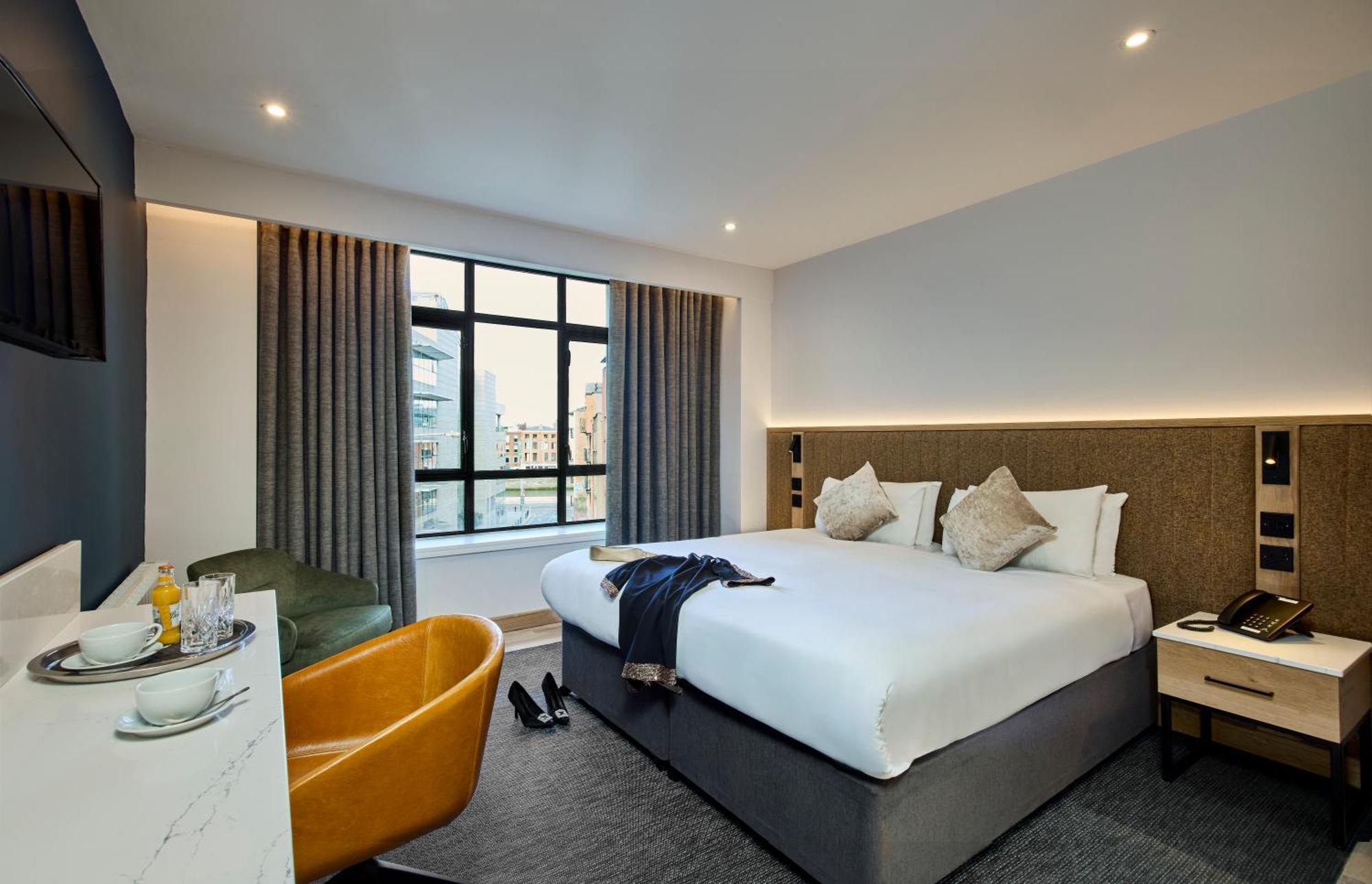Handel's Hotel