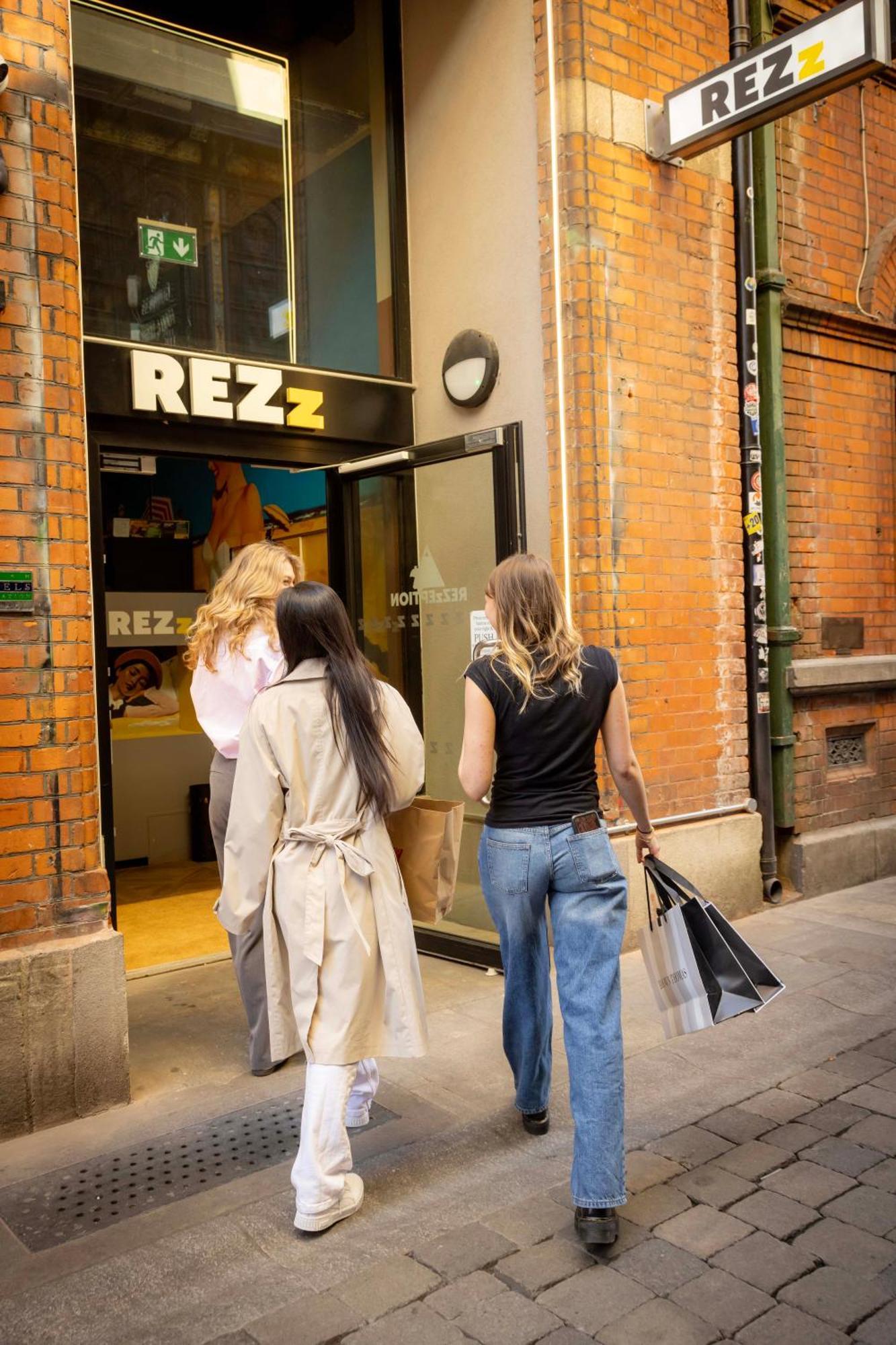 Rezz Temple Bar, Hotel 3*