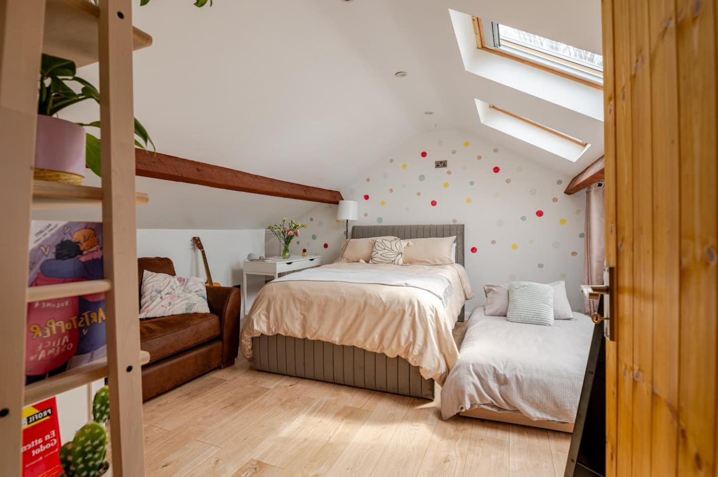 Citycenter 3 Bedroom Sercox Apartment Dublin