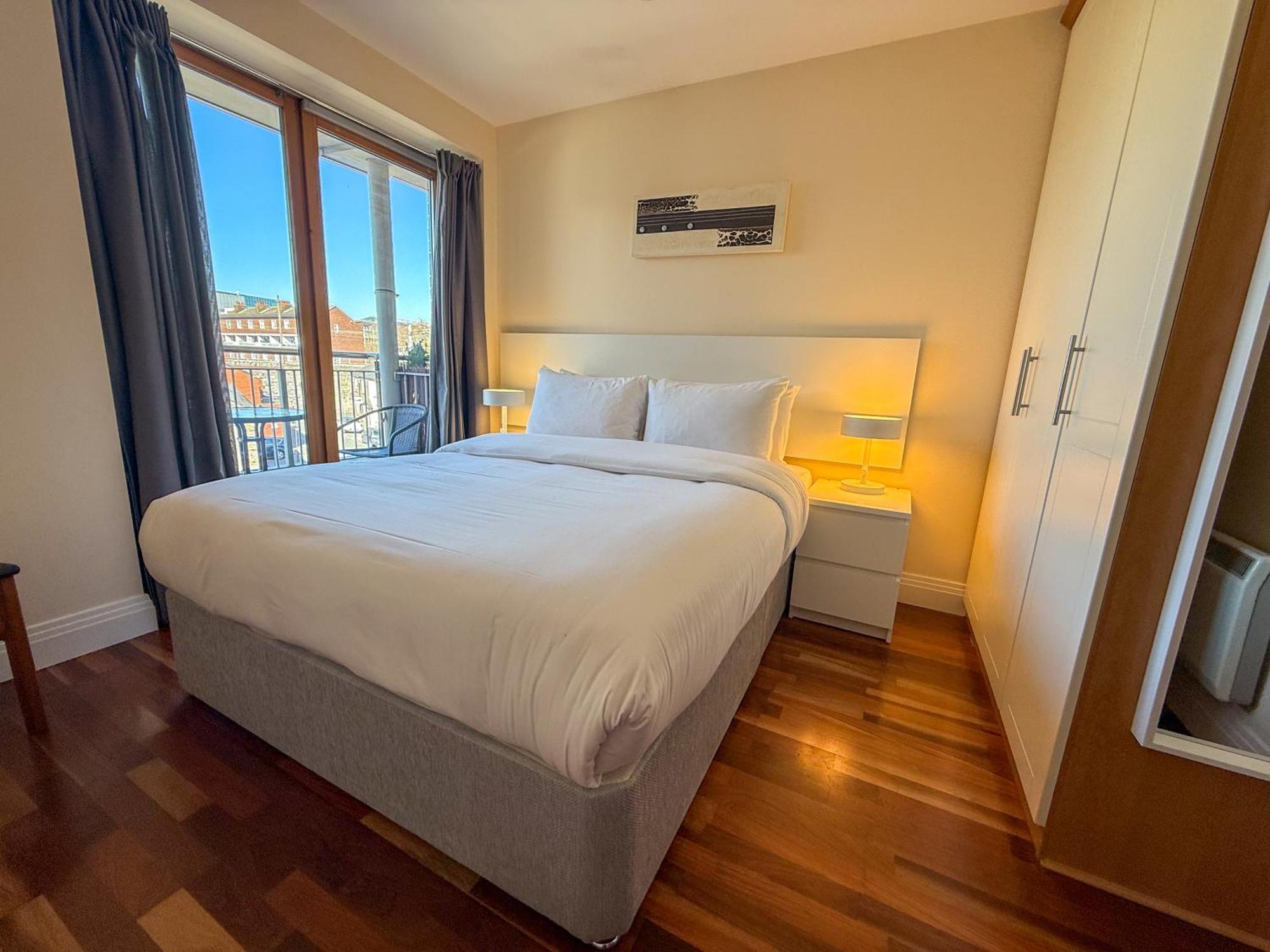 Georgian Square Apartment