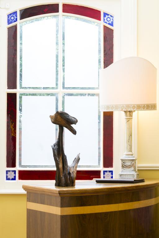 Aberdeen Guest house 4*