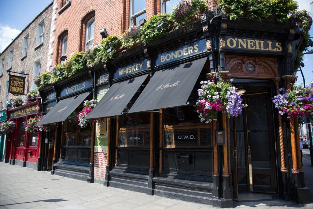 O'neills Victorian Pub & Townhouse