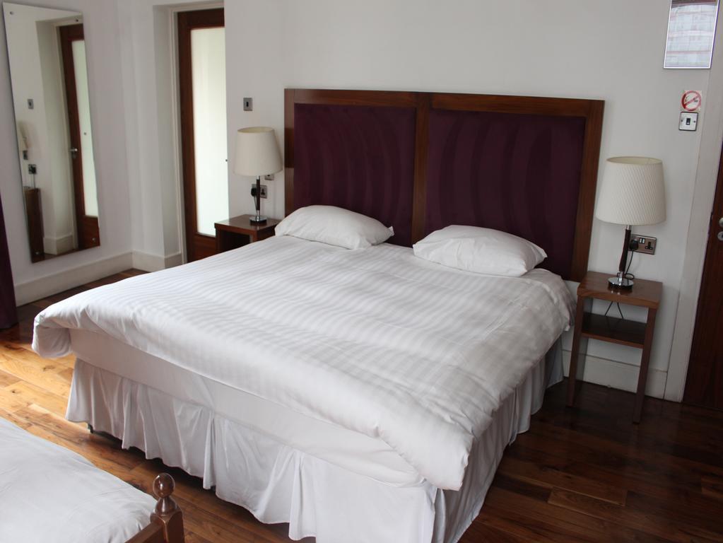 Guest house The Lombard Townhouse 4*