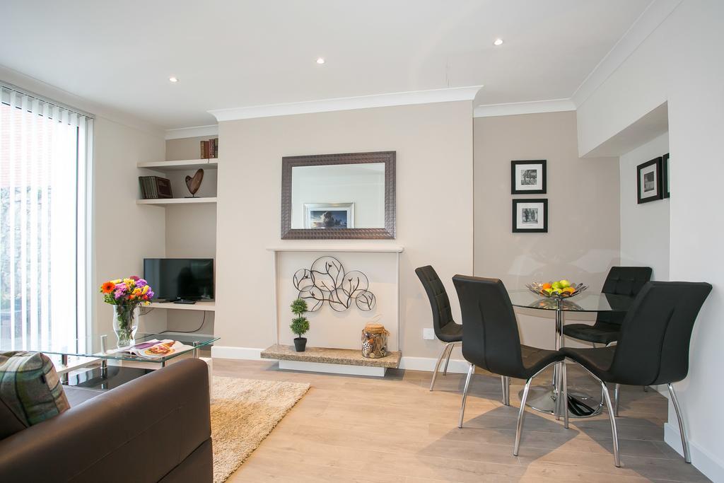 Grand Canal District Apartment