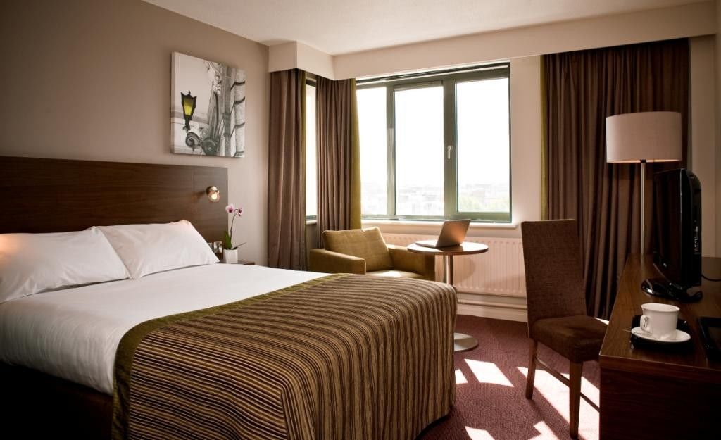 Hilton Garden Centre Hotel 4*