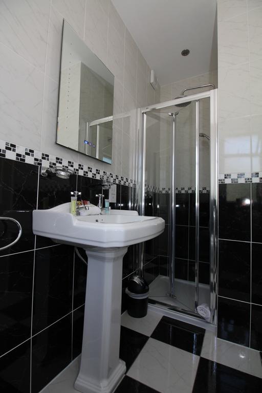 Donnybrook Hall Guest house Dublin