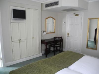Arthaus Hotel