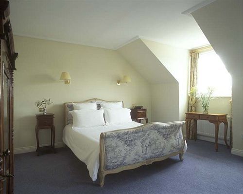 Pembroke Townhouse Guest house 4*