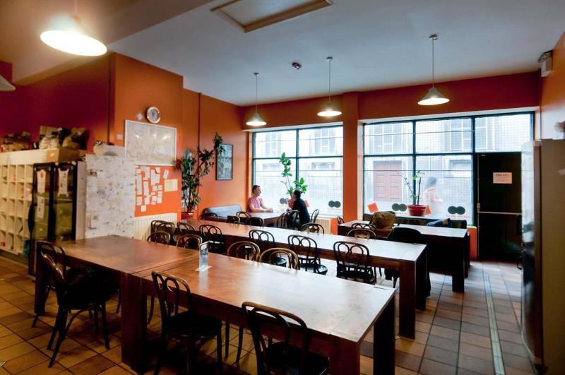 Avalon House Hostel