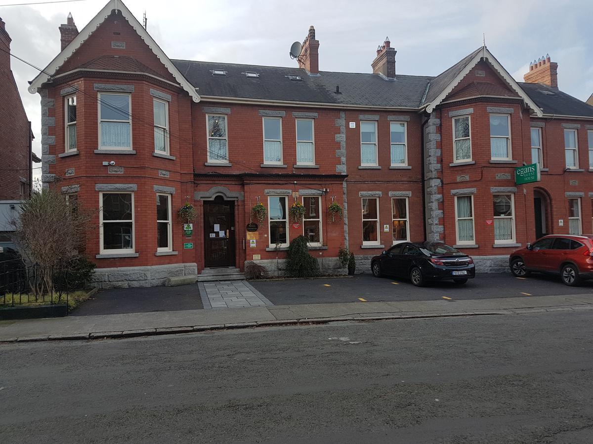 Egans House 3*