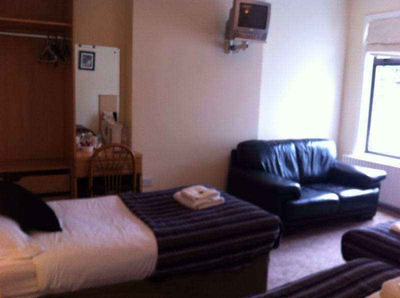 Guest house Ashling House Serviced 3*
