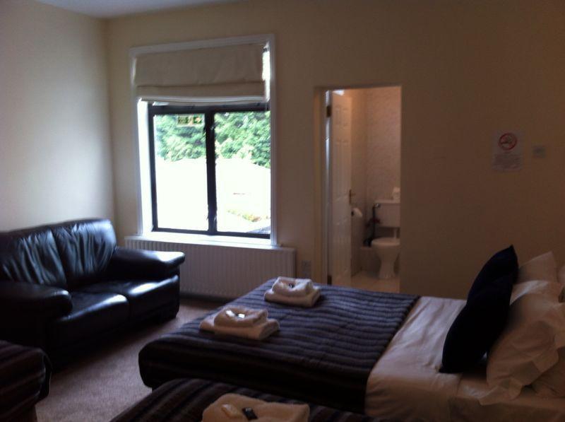 Ashling House Serviced Guest house 3*