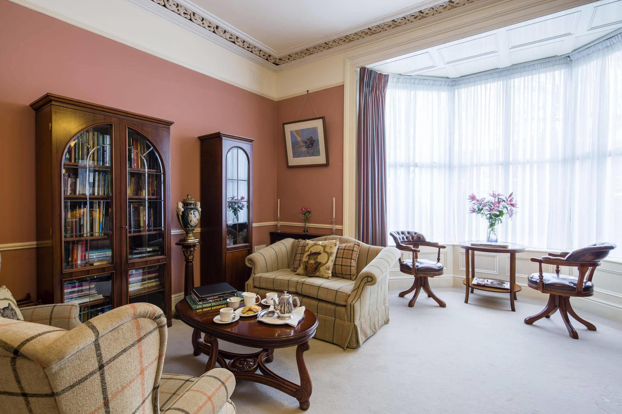 Guest house Aberdeen 4*