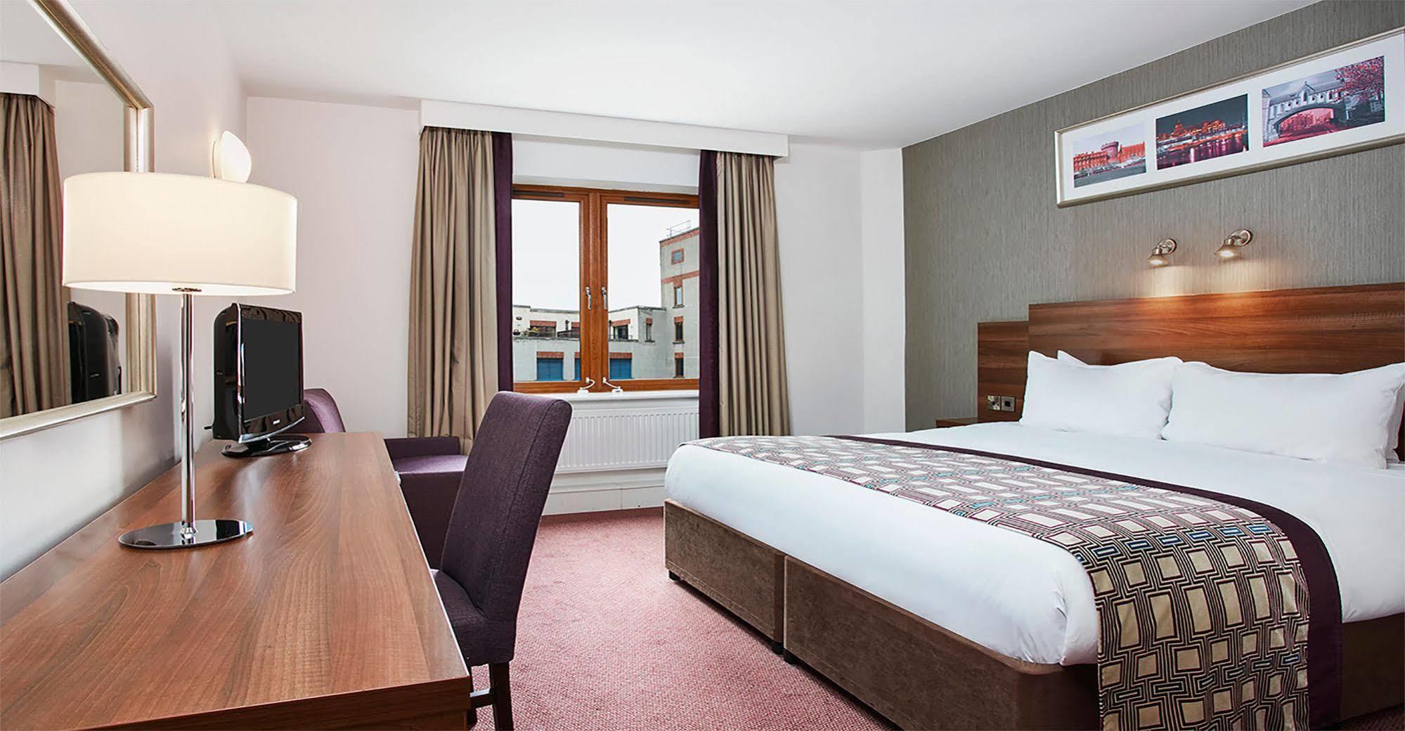 Hotel Leonardo Christchurch - Formerly Jurys 4*