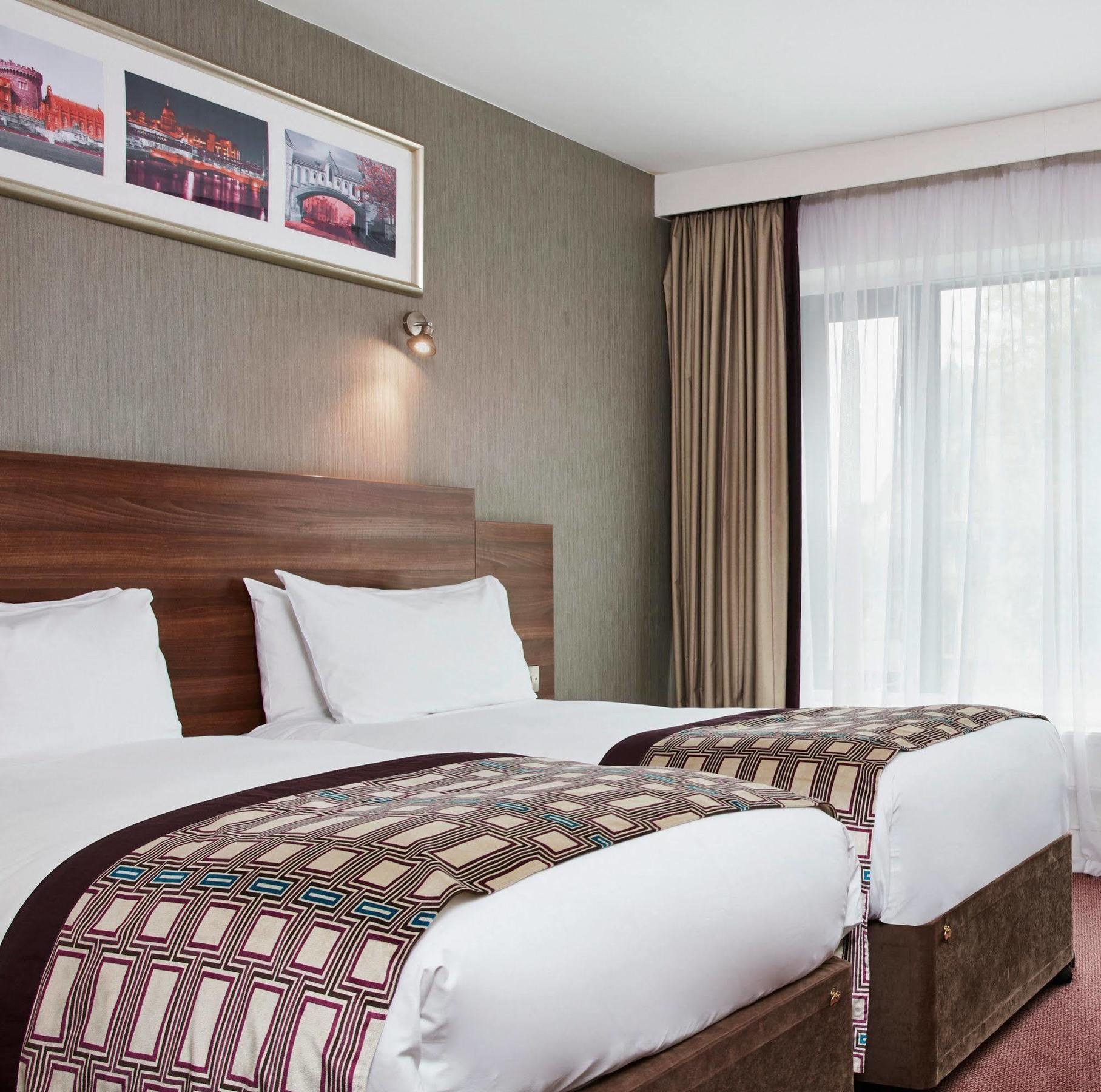 Hotel Leonardo Christchurch - Formerly Jurys 4*