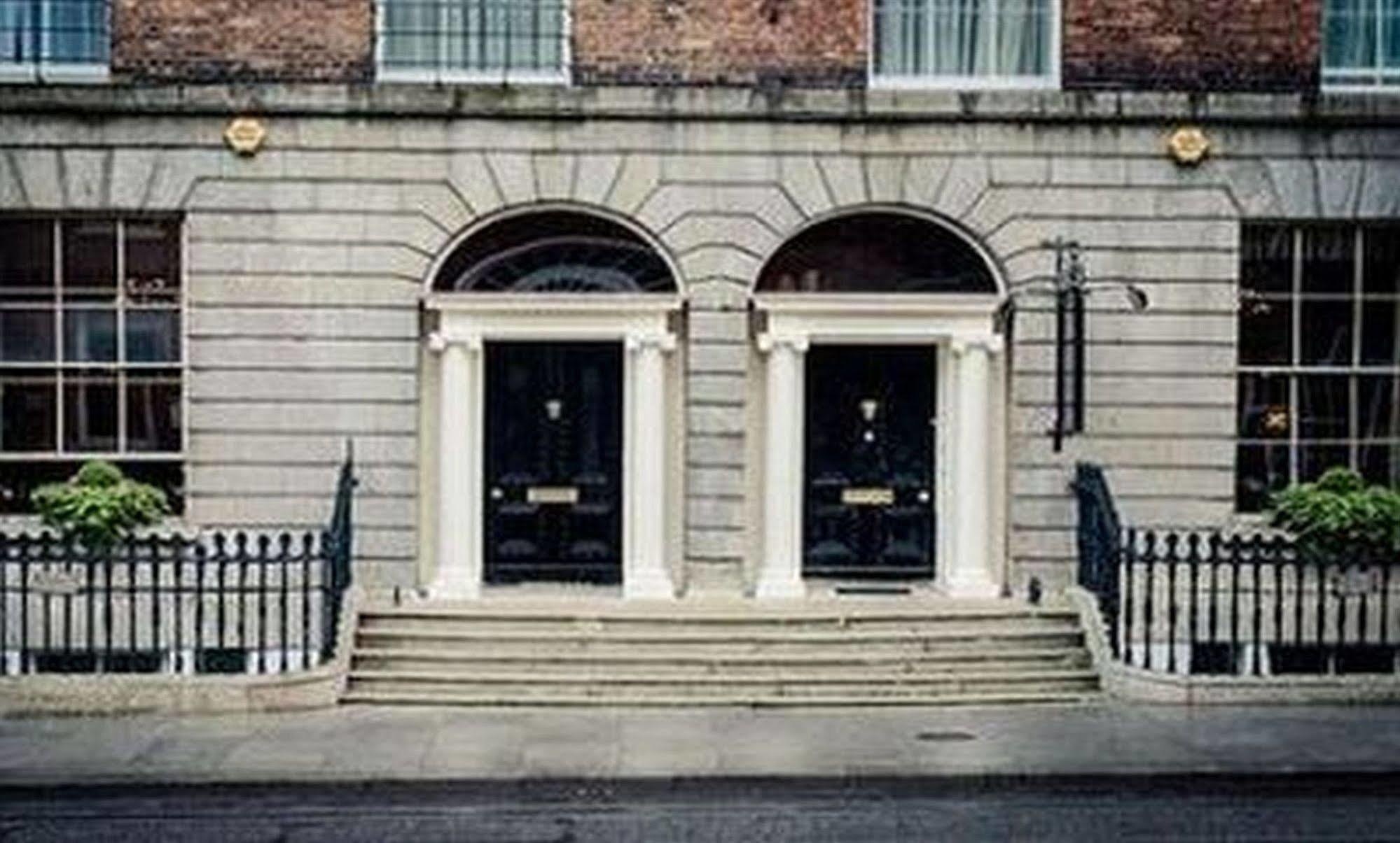 Hotel Albany House 3*