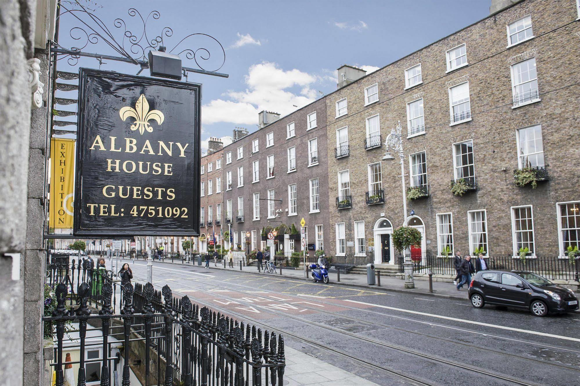 Albany House 3*