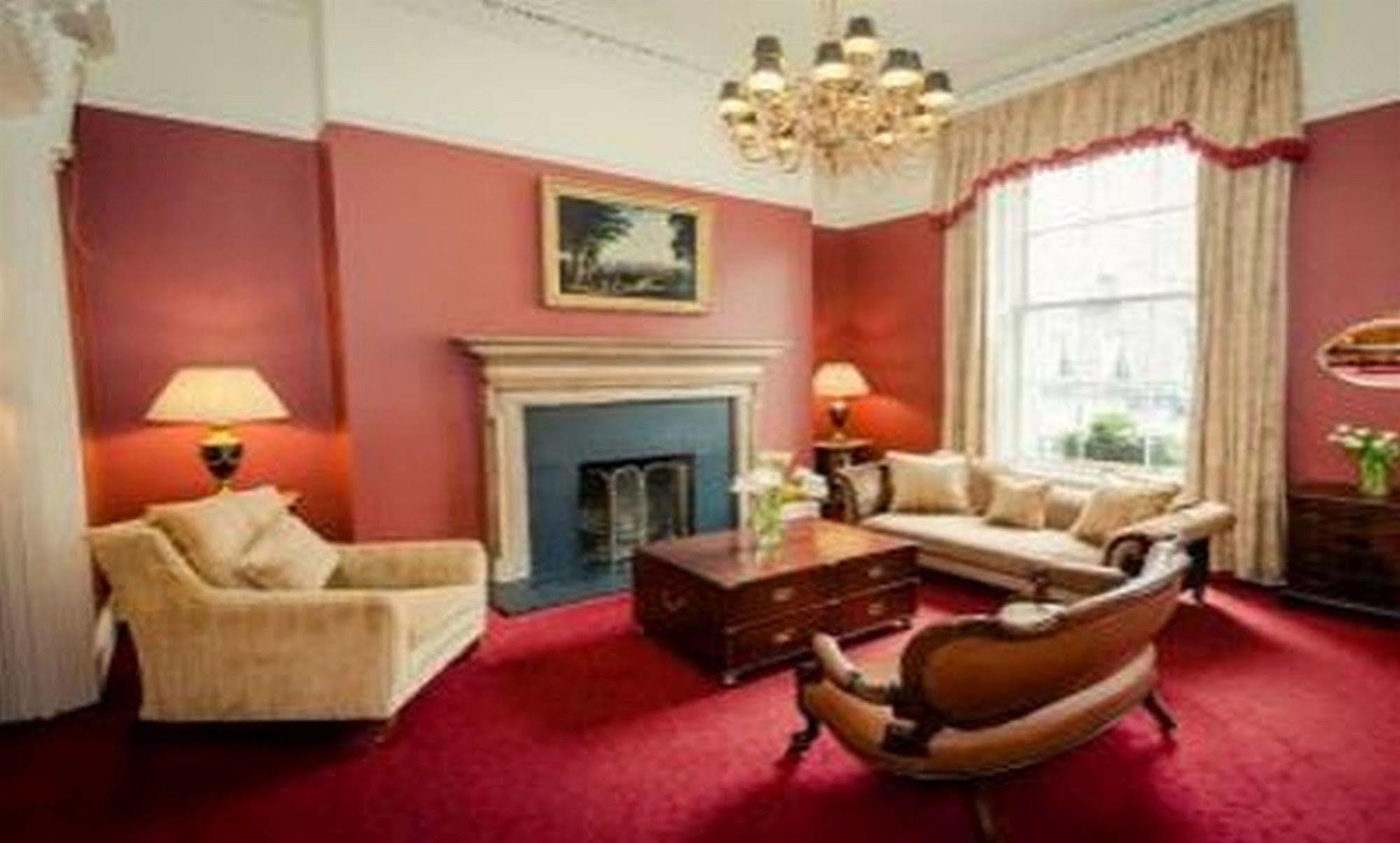 Albany House Hotel