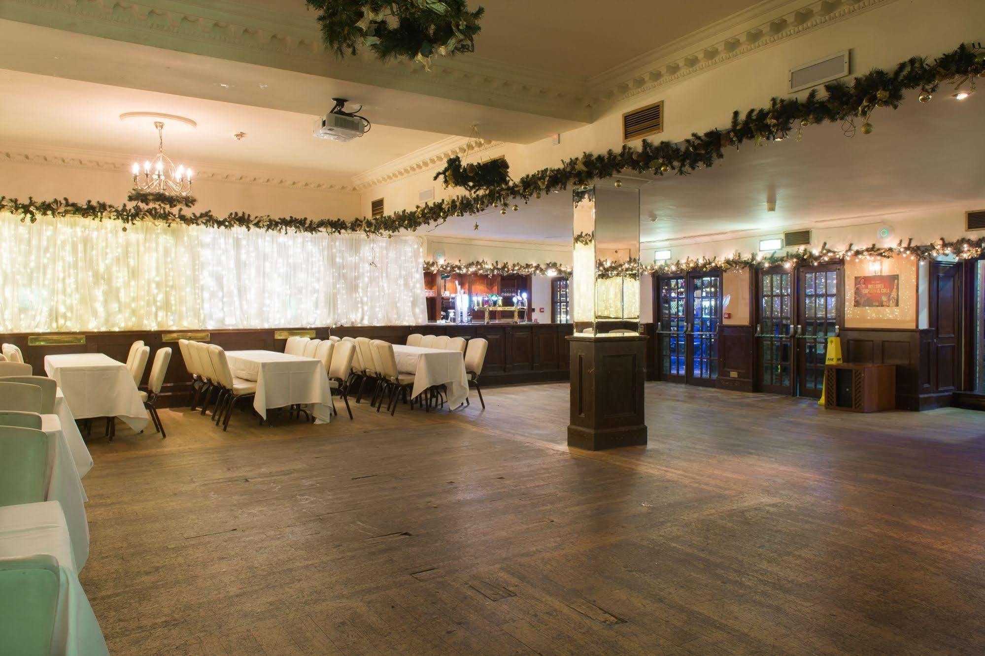 Russell Court Hotel Dublin