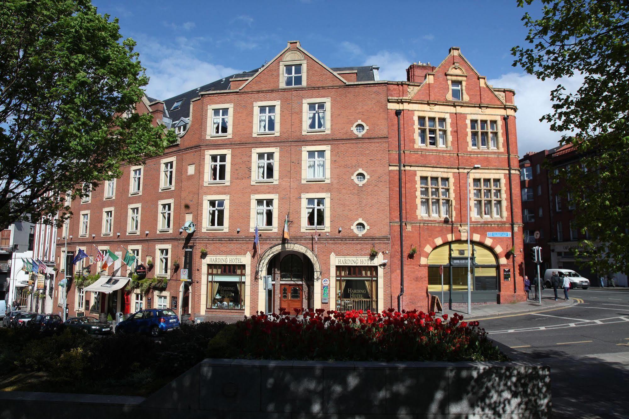 Hotel Harding