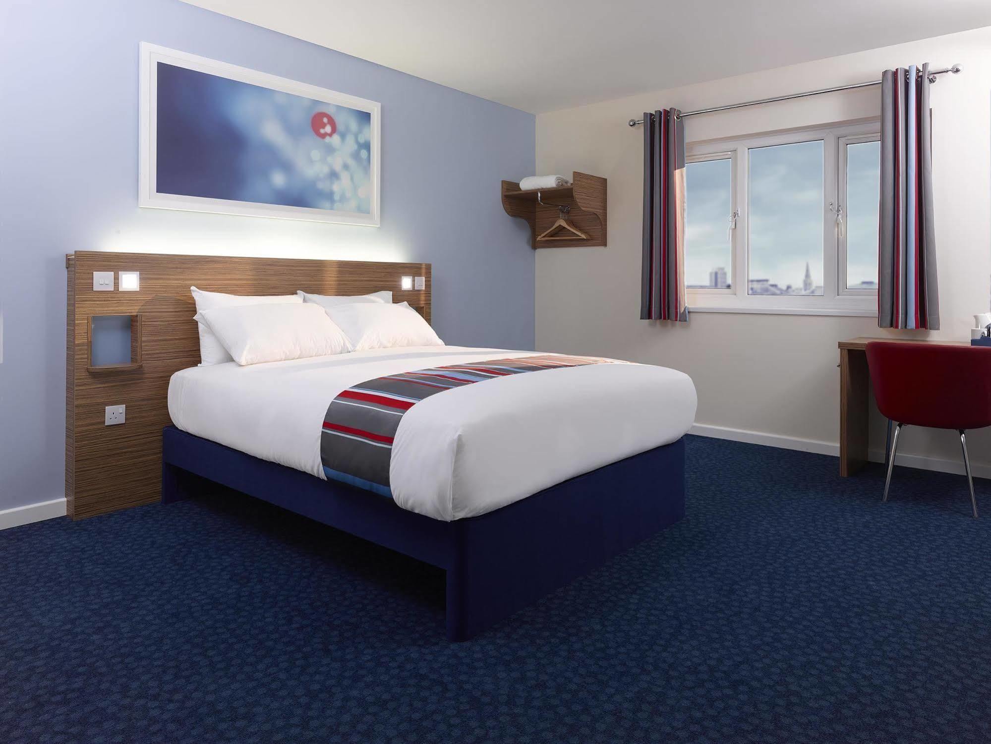 Travelodge Dublin Airport South