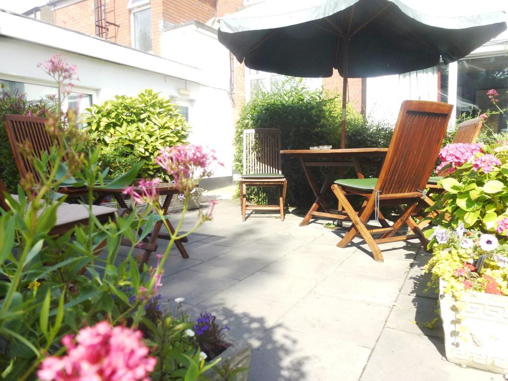Guest house Egans House 3*