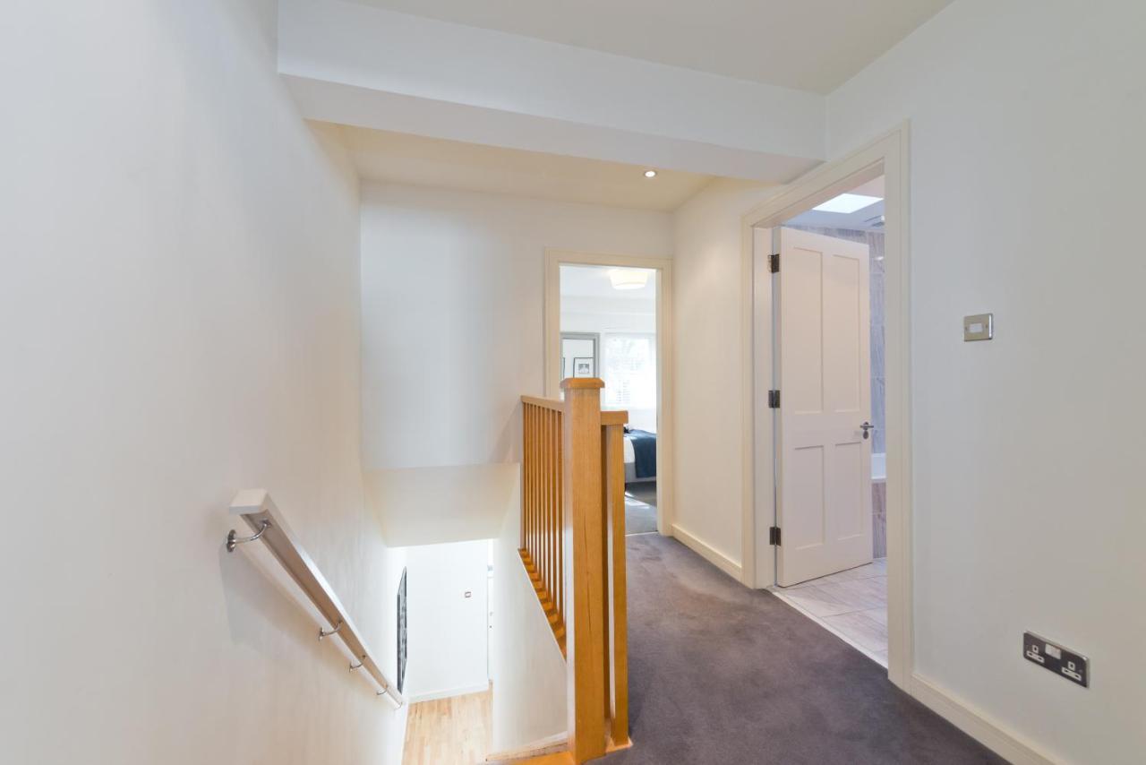 The John Lennon - Hiphipstay Guest house 4*