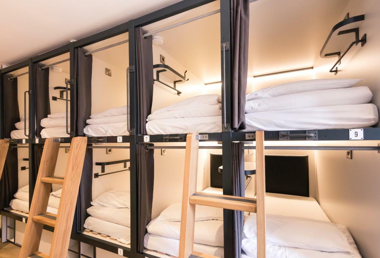 Latroupe Jacobs Hostel