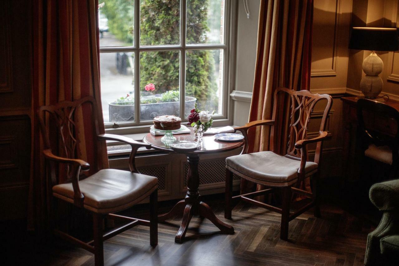 Guest house Pembroke Townhouse 4*