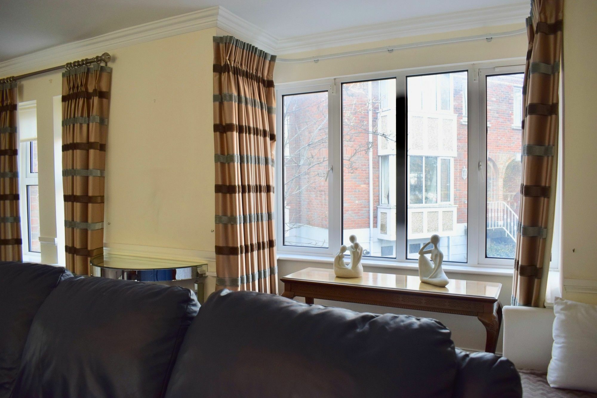 4 Bed Townhouse In *