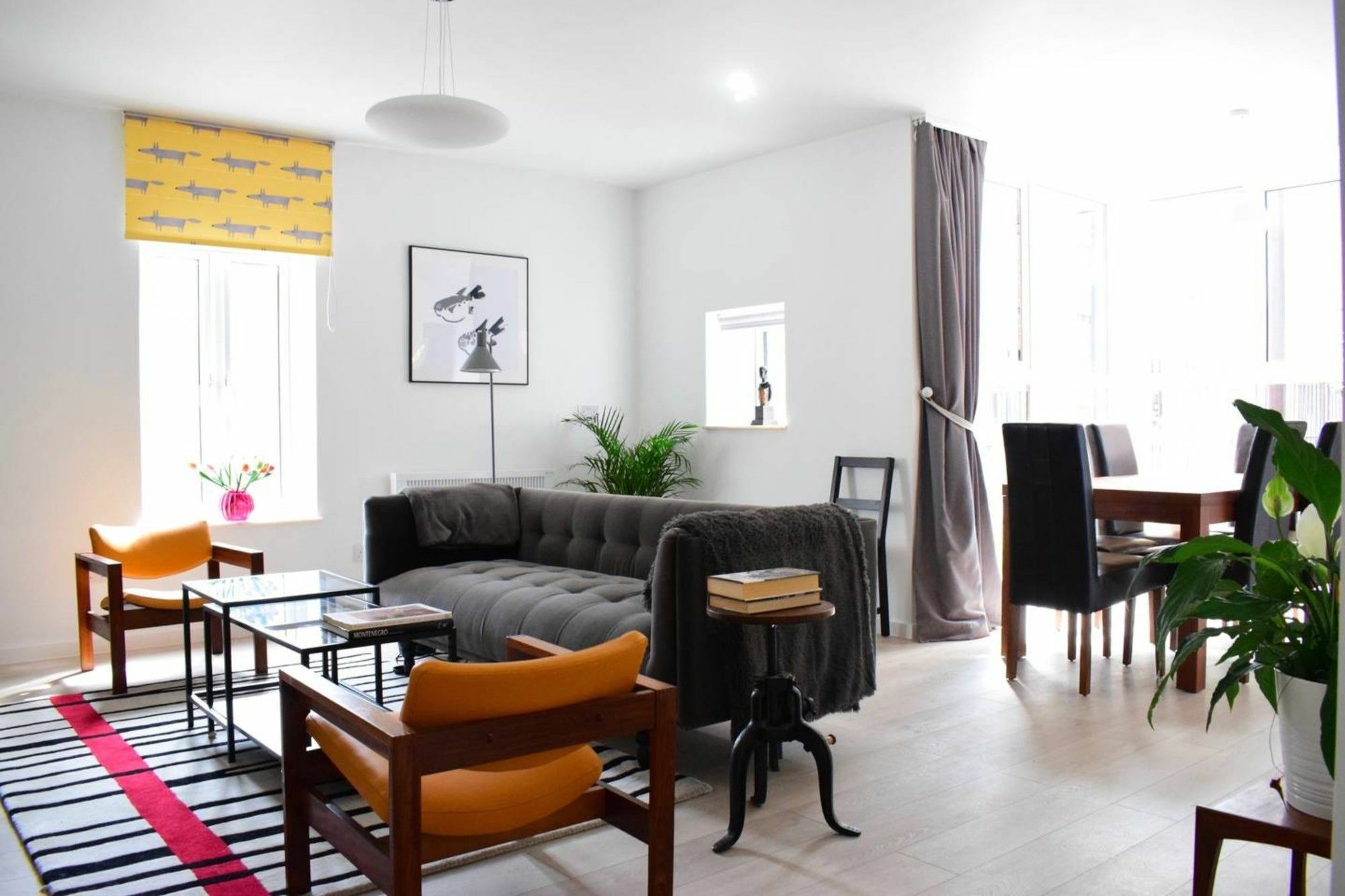 2 Bedroom Flat In Sleeps 4 *