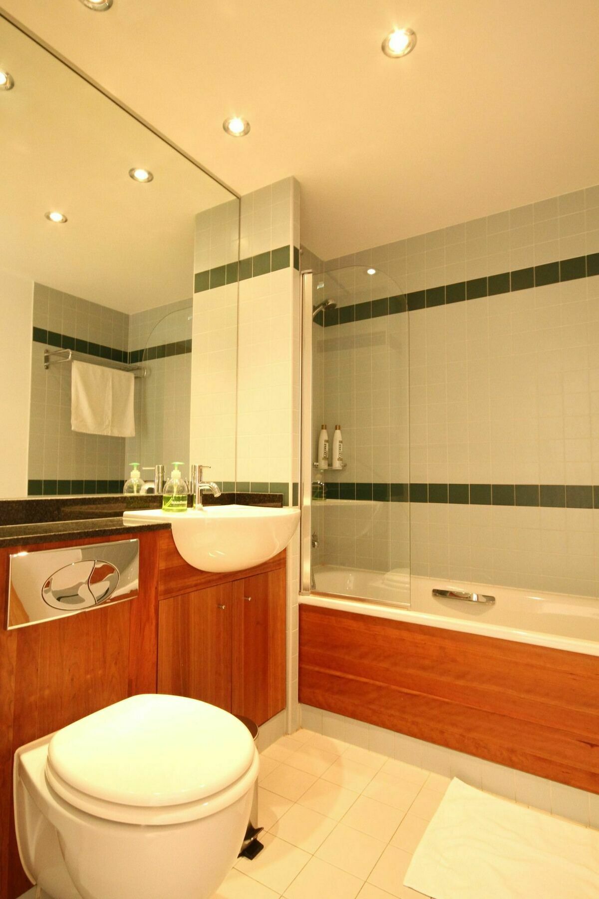 Apartment Hanover Quay