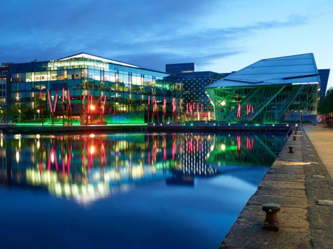 Grand Canal Dock Waterfront Luxury Apartment