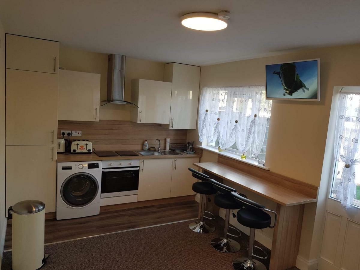 Park View With Free Minibar Tea&coffee