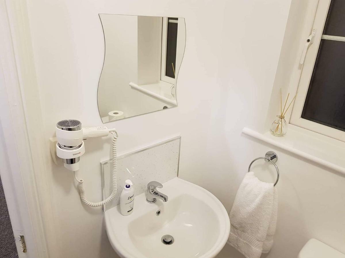Park View With Free Minibar Tea&coffee Dublin