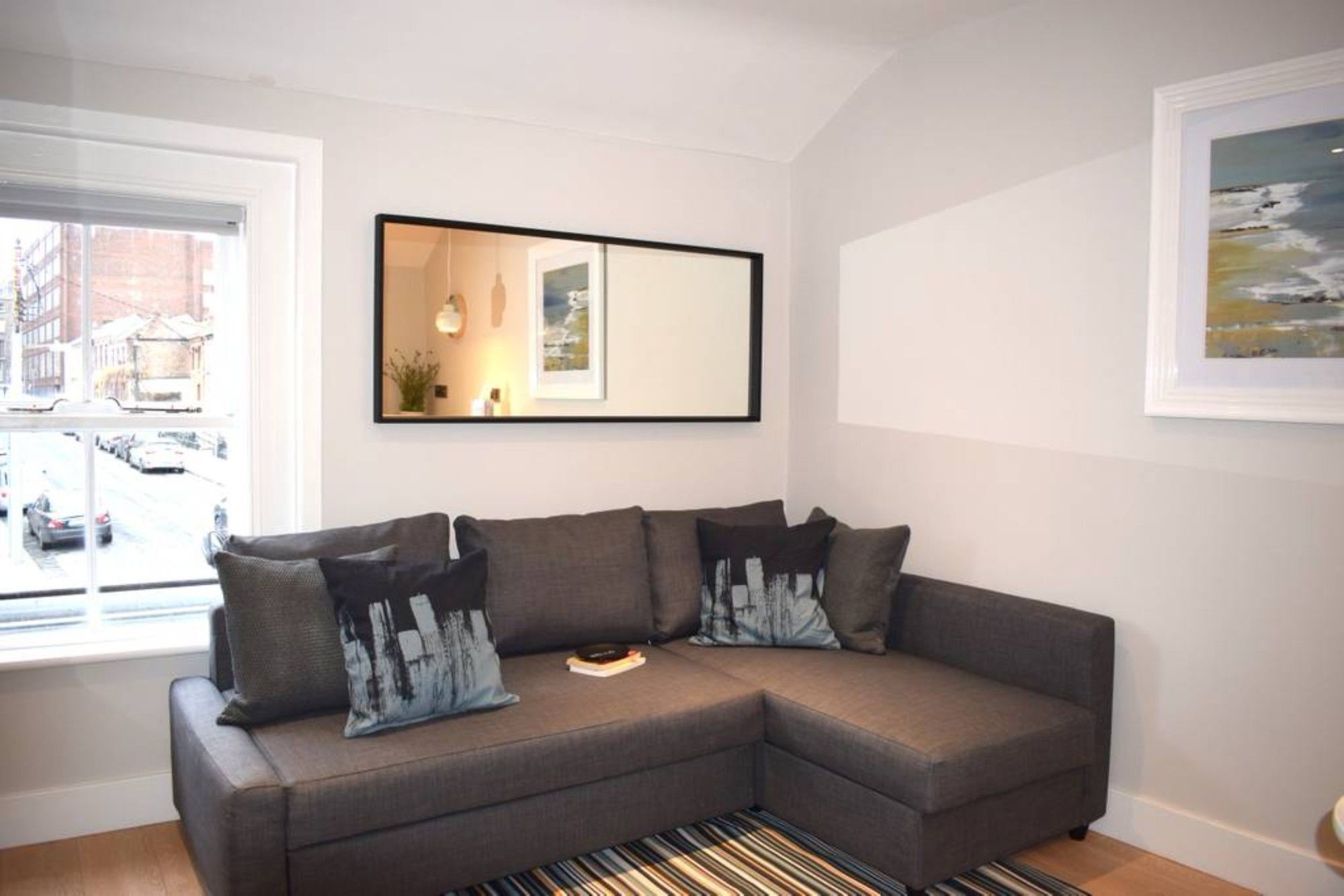 Apartment 1 Bedroom Next To The Grand Canal