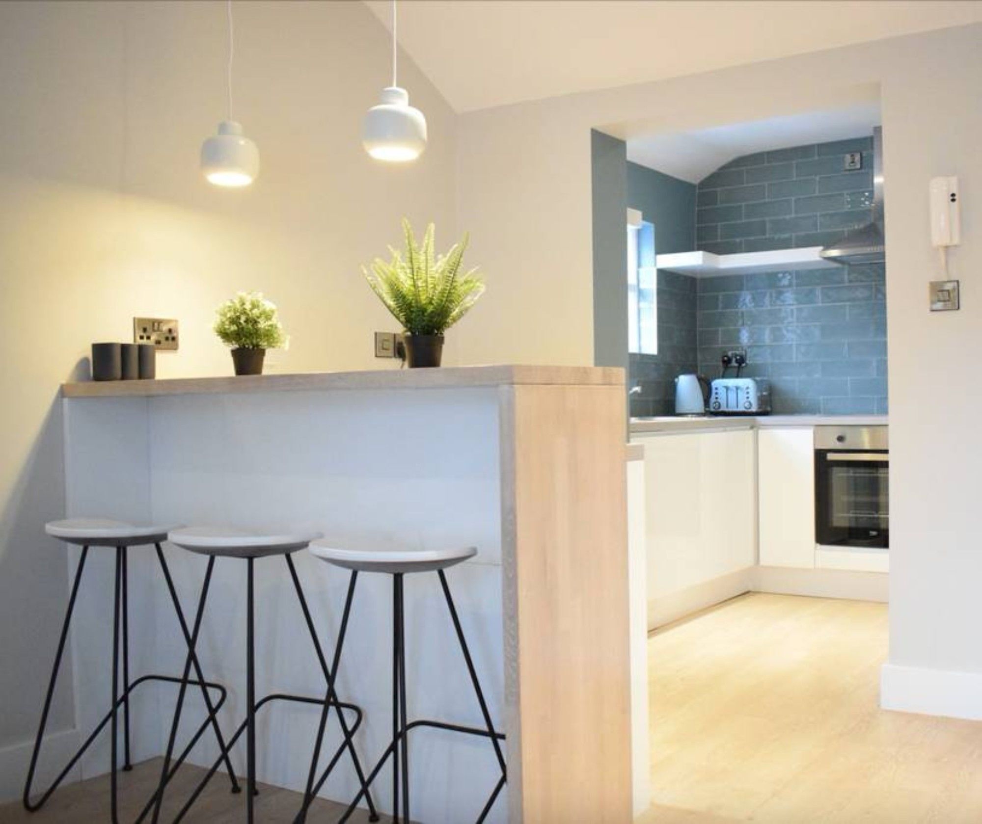 1 Bedroom Next To The Grand Canal Apartment *
