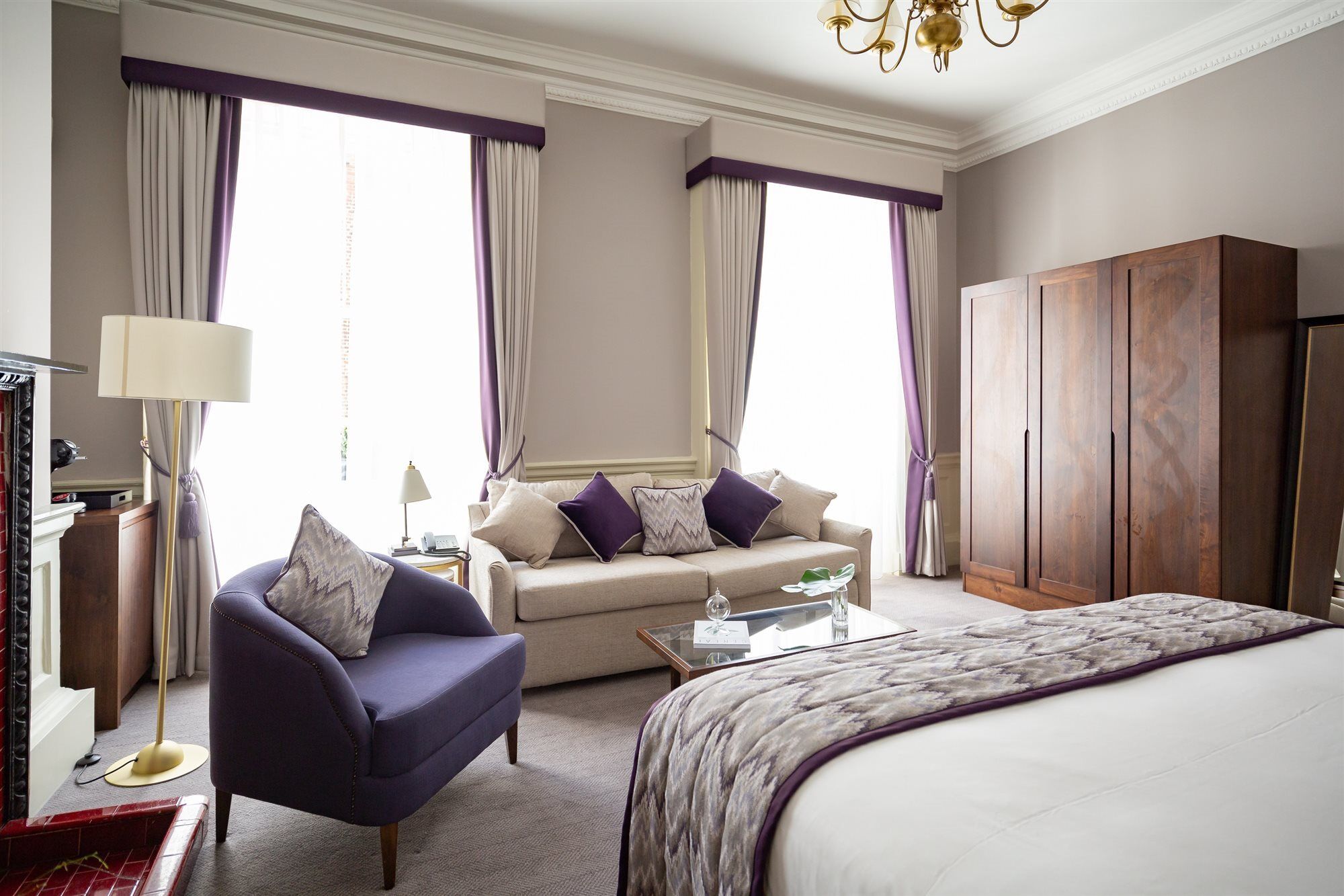 Trinity Townhouse 3*