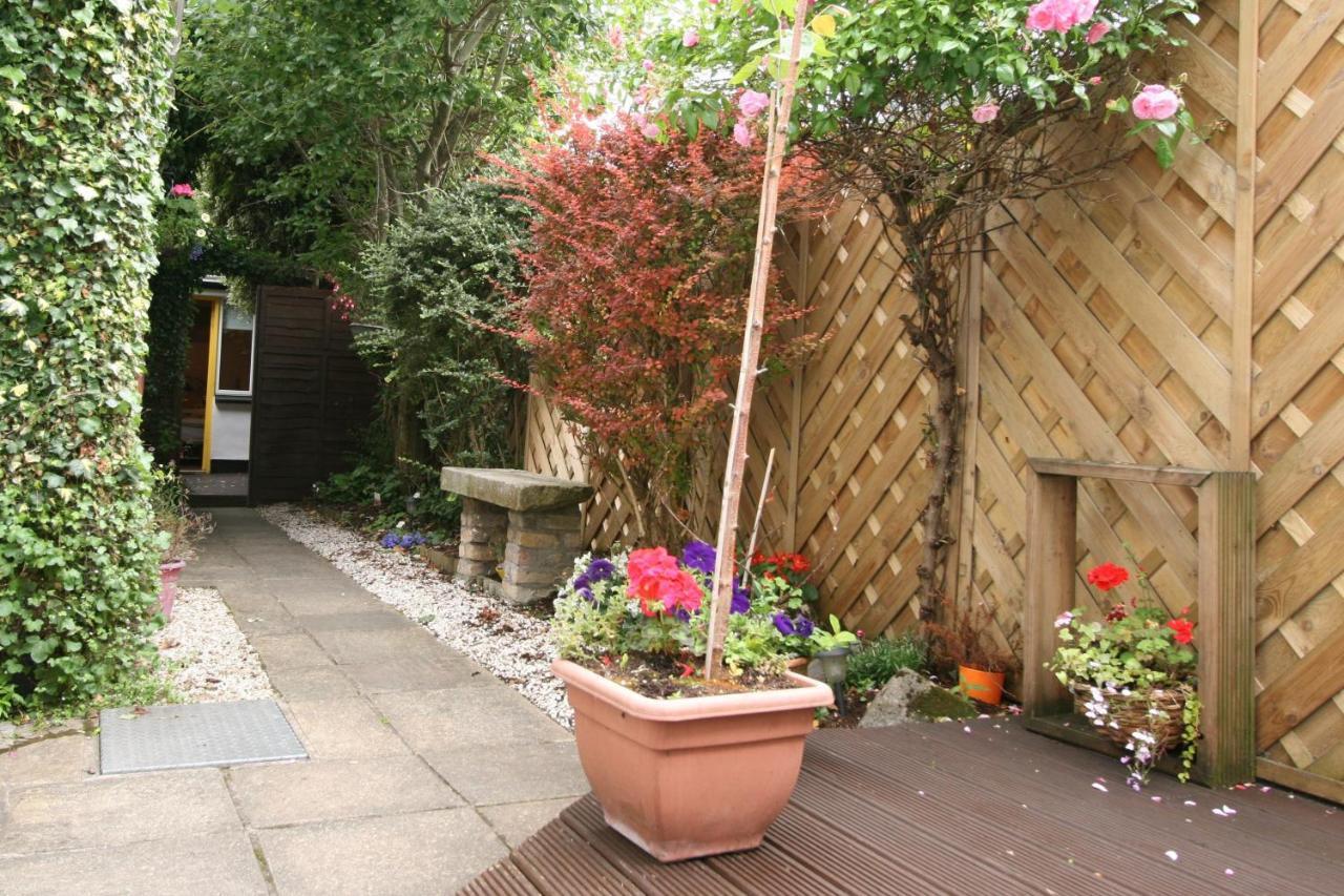 Donnybrook Hall Guest house Dublin