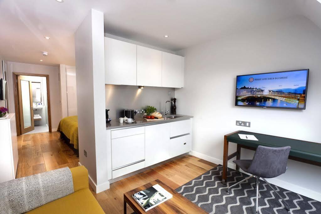 Merrion Hall Hotel 4*