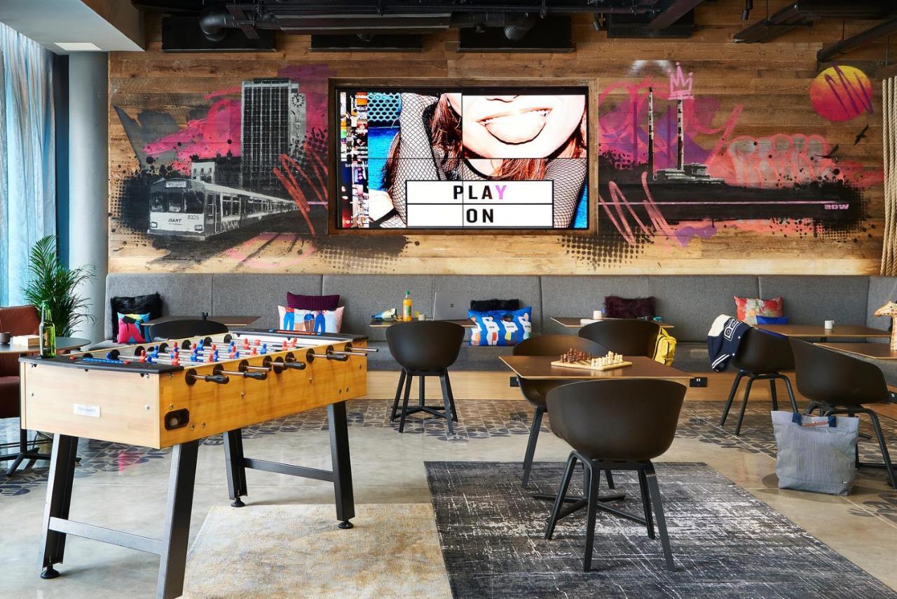 Moxy Hotel 4*