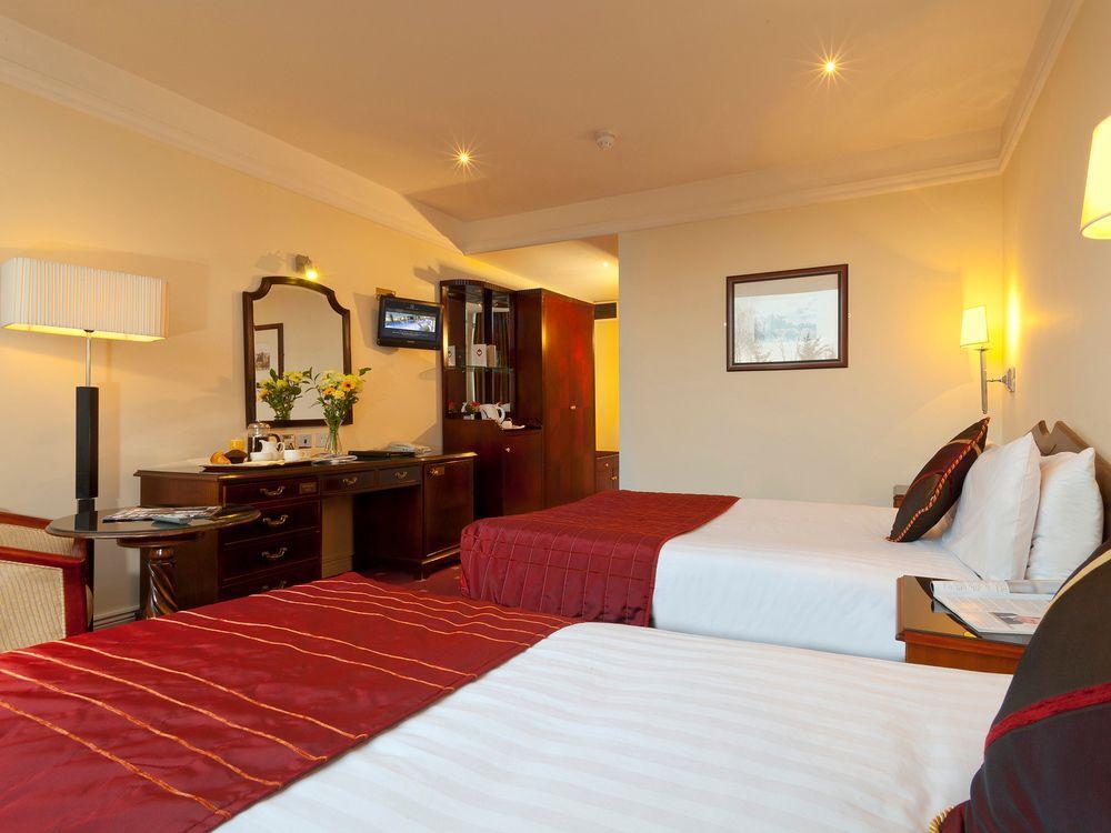 Hotel The Bonnington & Leisure Centre 3*